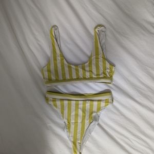 Dippin' Daisy's Two Piece bikini set